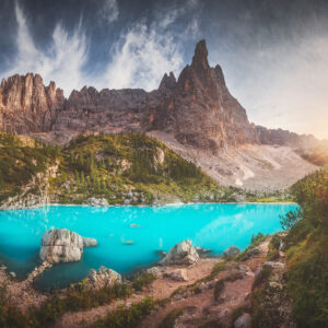 Sorapis lake